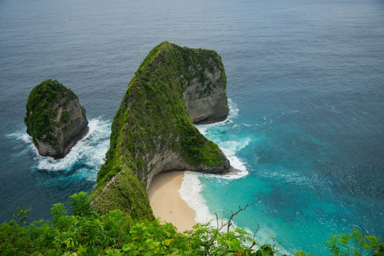 Kelingking beach cliffs on Nusa Penida