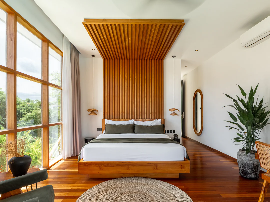 Premium king suite with floor-to-ceiling window